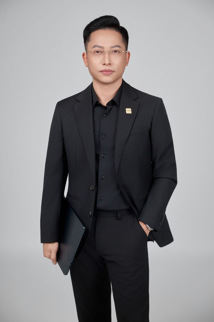 Chân dung thầy Nguyễn Đức